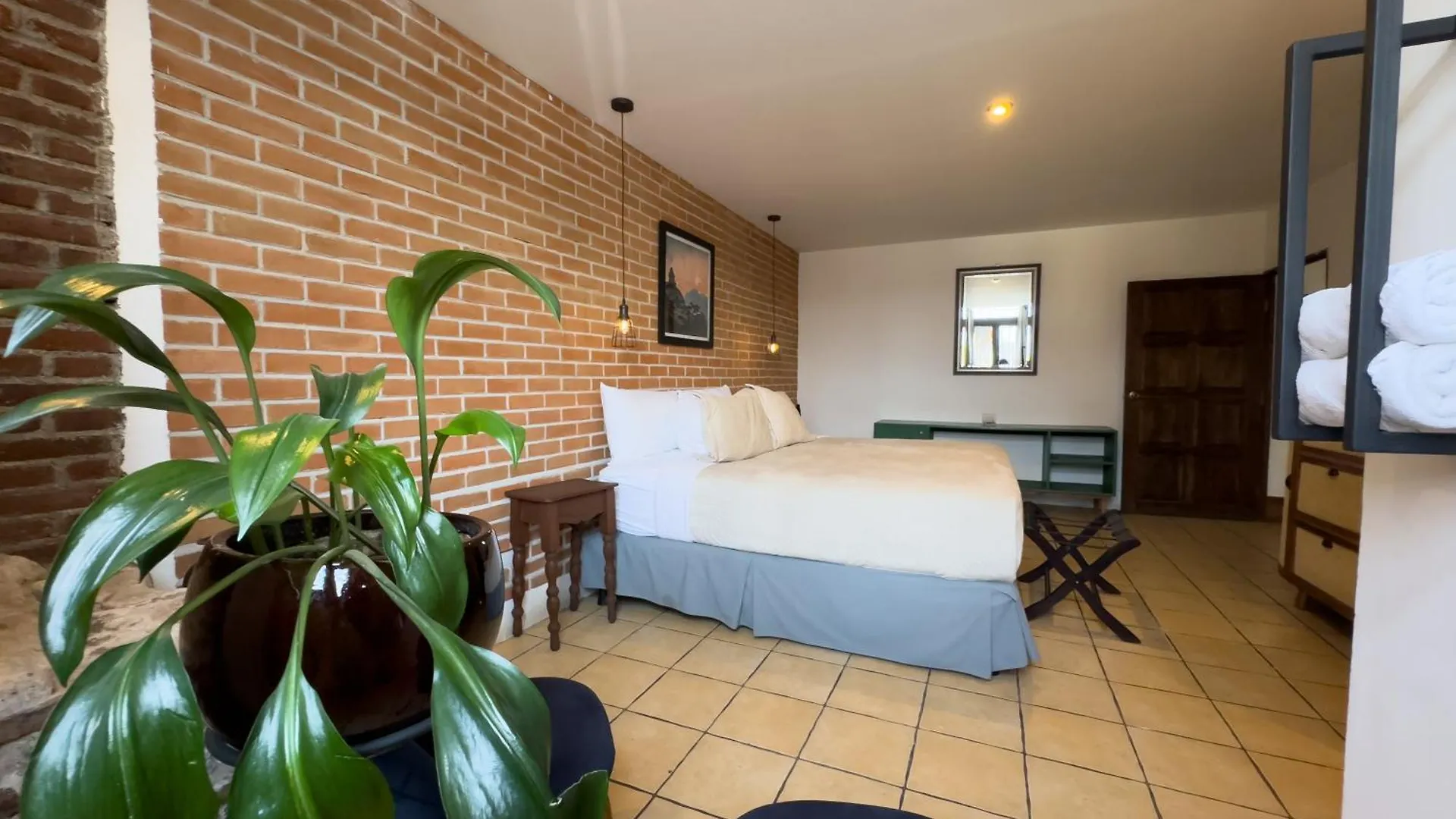 Hotel Cacique Real Antigua 0*,