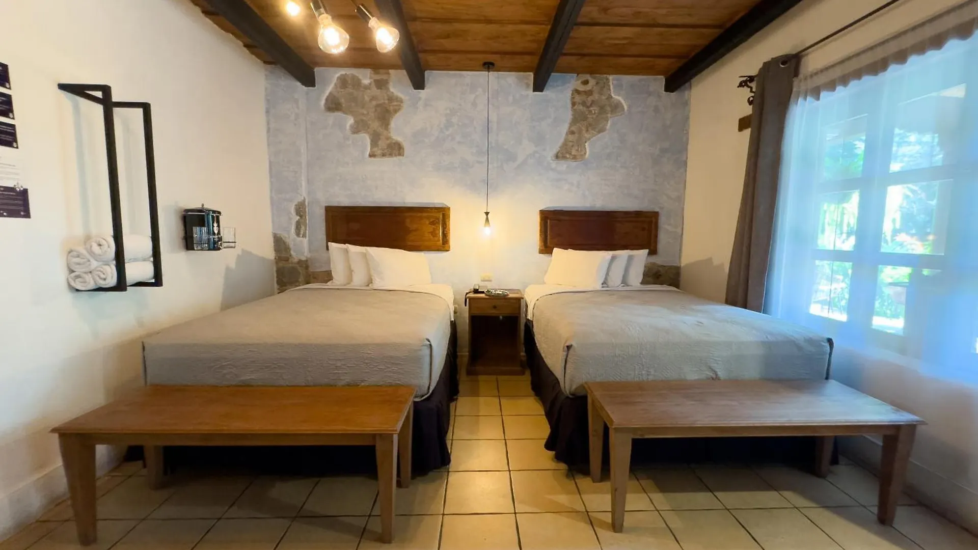 Hotel Cacique Real Antigua
