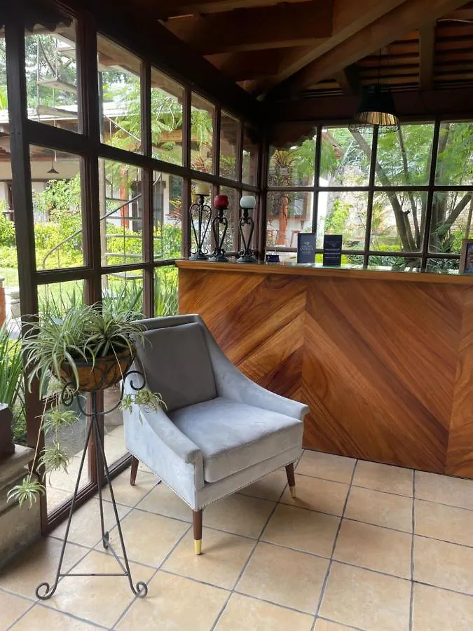 Hotel Cacique Real Antigua