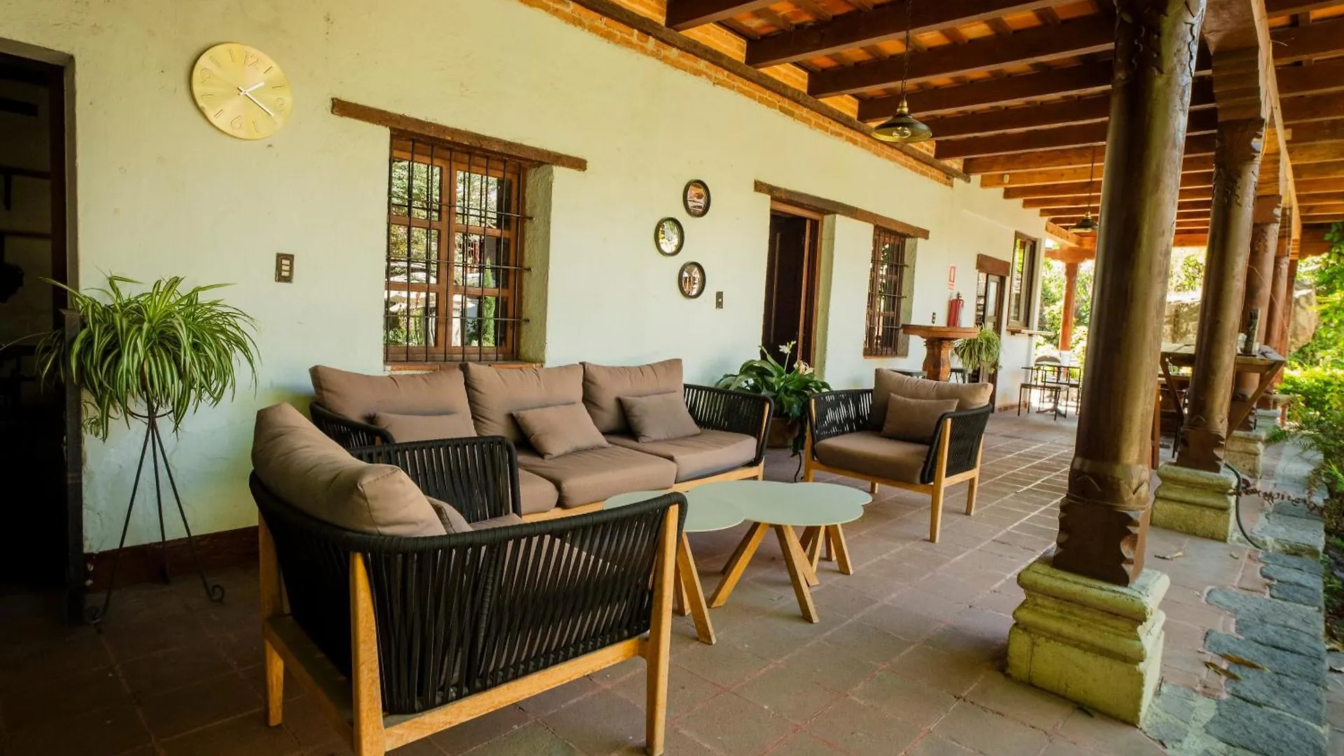 Hotel Cacique Real Antigua 0*,